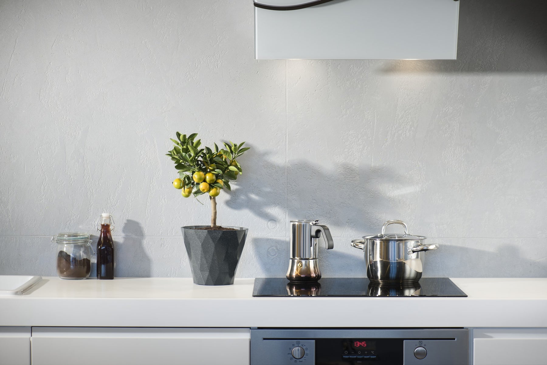 Solid Plate vs Ceramic vs Induction, Different Electric Hob Technologies