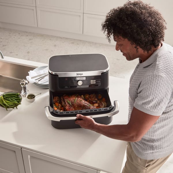 Ninja Foodi FlexDrawer 10.4L Air Fryer - Black | AF500UK