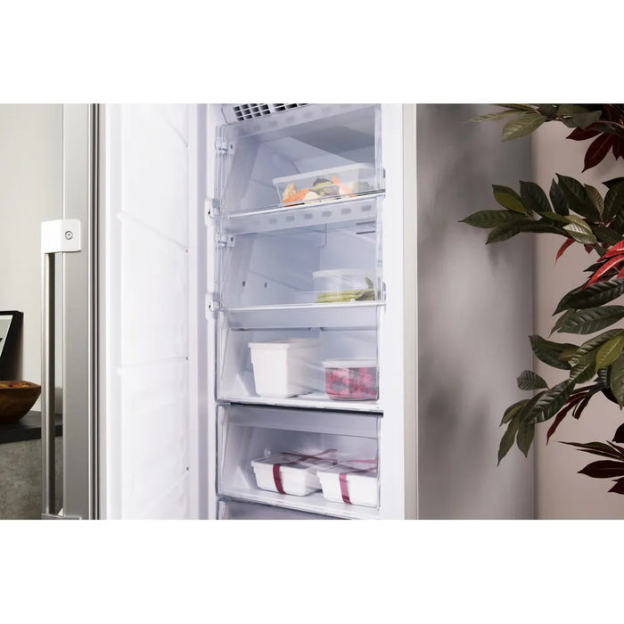 Hotpoint Freestanding 228l Upright freezer - Graphite | UH6 F1C G1