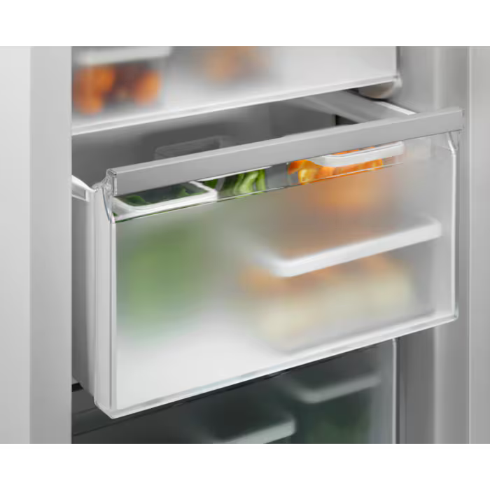Electrolux 700 Integrated 212Lt No Frost Freezer 177cm | KUN7NE18C