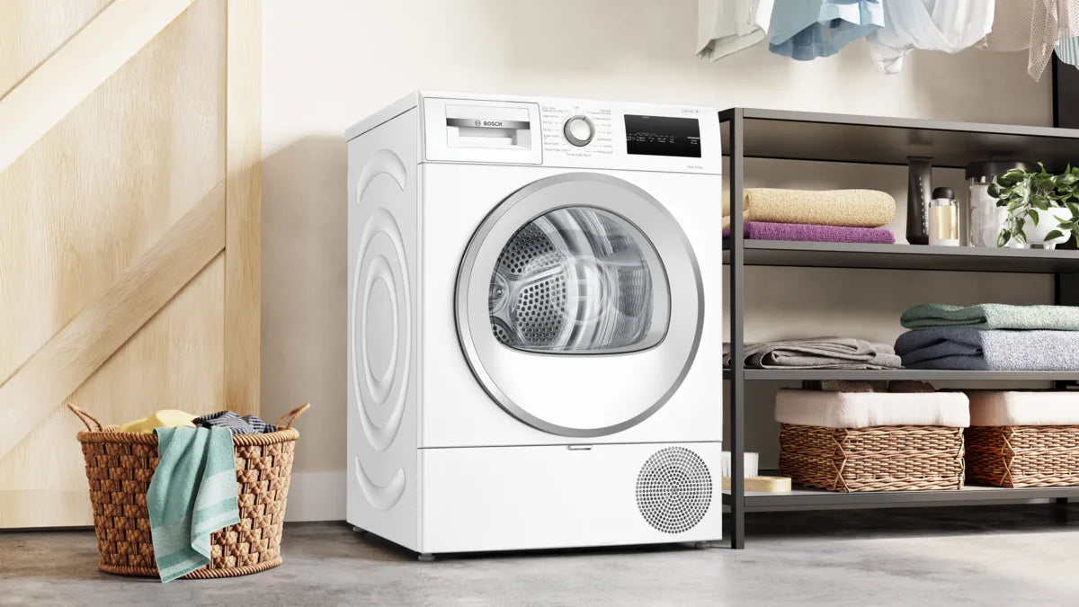 Bosch Series 4 Heat Pump Tumble Dryer 8 kg  - White | WTH85224GB