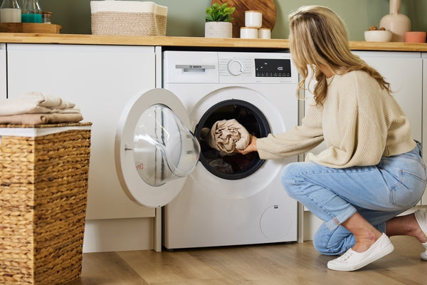 Bosch Series 4, Washer dryer, 9/5 kg, 1400 rpm | BSH WNA144V9GB
