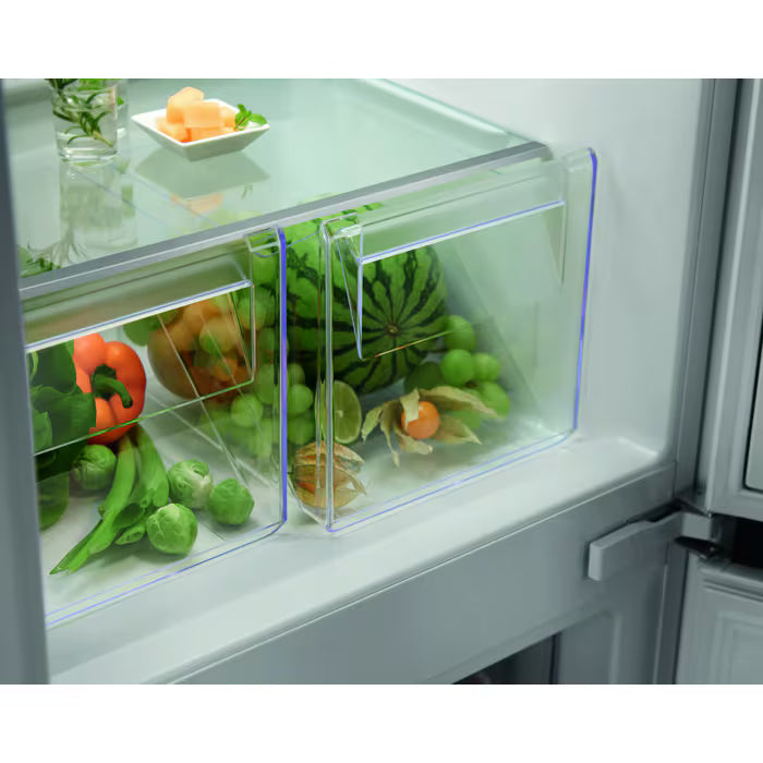 Electrolux 700 GreenZone 177cm Integrated Frost Free Fridge Freezer 257L with TwinTech No Frost | LNA7NE18S