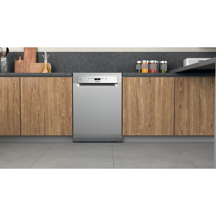Hotpoint Freestanding Full Size Dishwasher with Rapid Wash - Silver | HP2FFC14BN6XUK