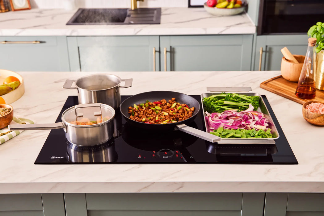 Neff N 70, Induction hob, 80 cm - Black | BSH T68FHV4L0