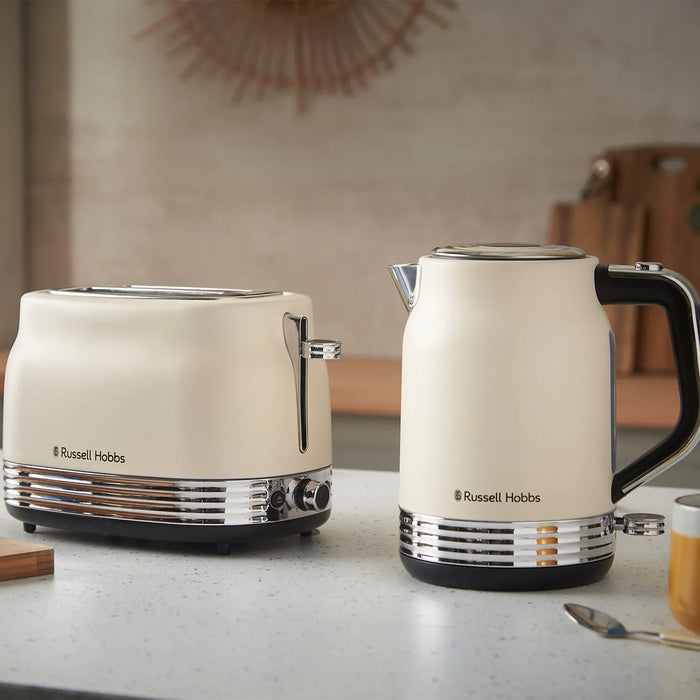 Russell Hobbs Hanley Jasmine 3000W Kettle - Cream | 28640