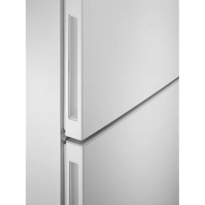 Electrolux 331L Frost Free Freestanding Fridge Freezer - White | LNT5ME32W1