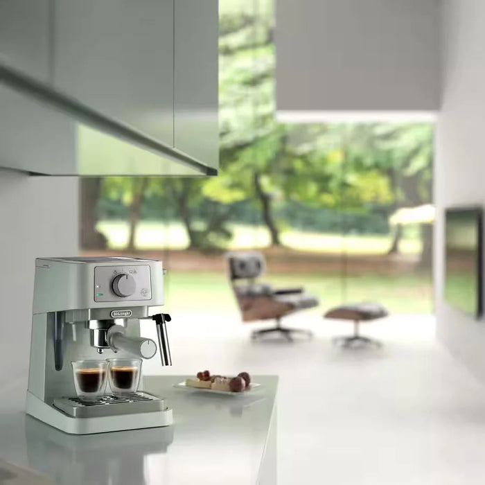 DELONGHI Stilosa Manual Pump Espresso Coffee Machine - Green | EC260.GR