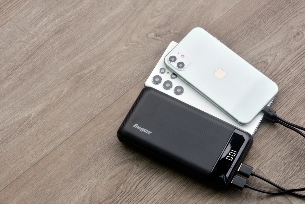 Energizer 30,000mAh 15W USB-C 3-Port Power Bank  | BUE30055PQ