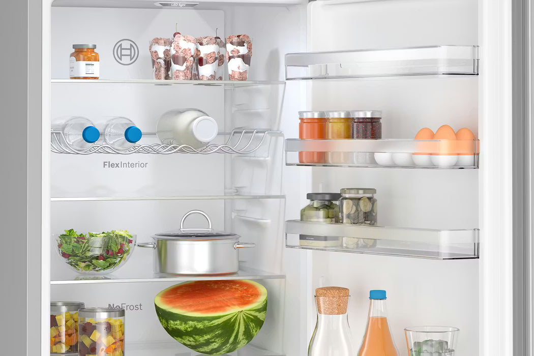 BOSCH Series 4 Freestanding Fridge Freezer | KGN392LDFG