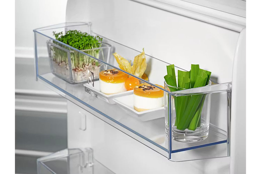 Electrolux 600 Series 310L Integrated Larder Fridge - White | KRD6DE18C