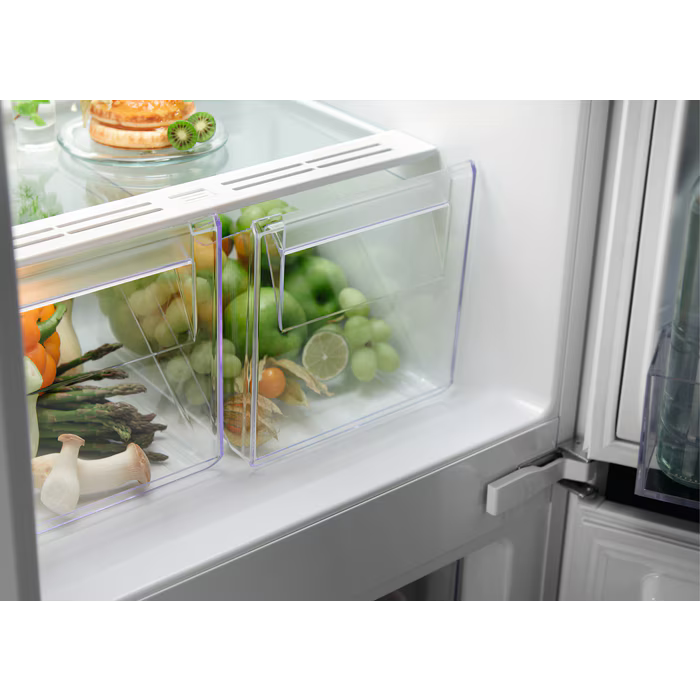 Electrolux 500 ColdSense 198/72Lt Integrated Fridge Freezer | LNS5LE18S