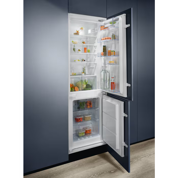 Electrolux 600 TwinTech No Frost Integrated 195/62Lt Fridge Freezer | LNT6NE18S