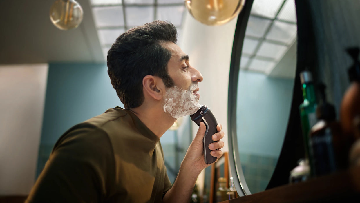 Philips Series 3000 Wet & Dry Electric Shaver | S3143/00