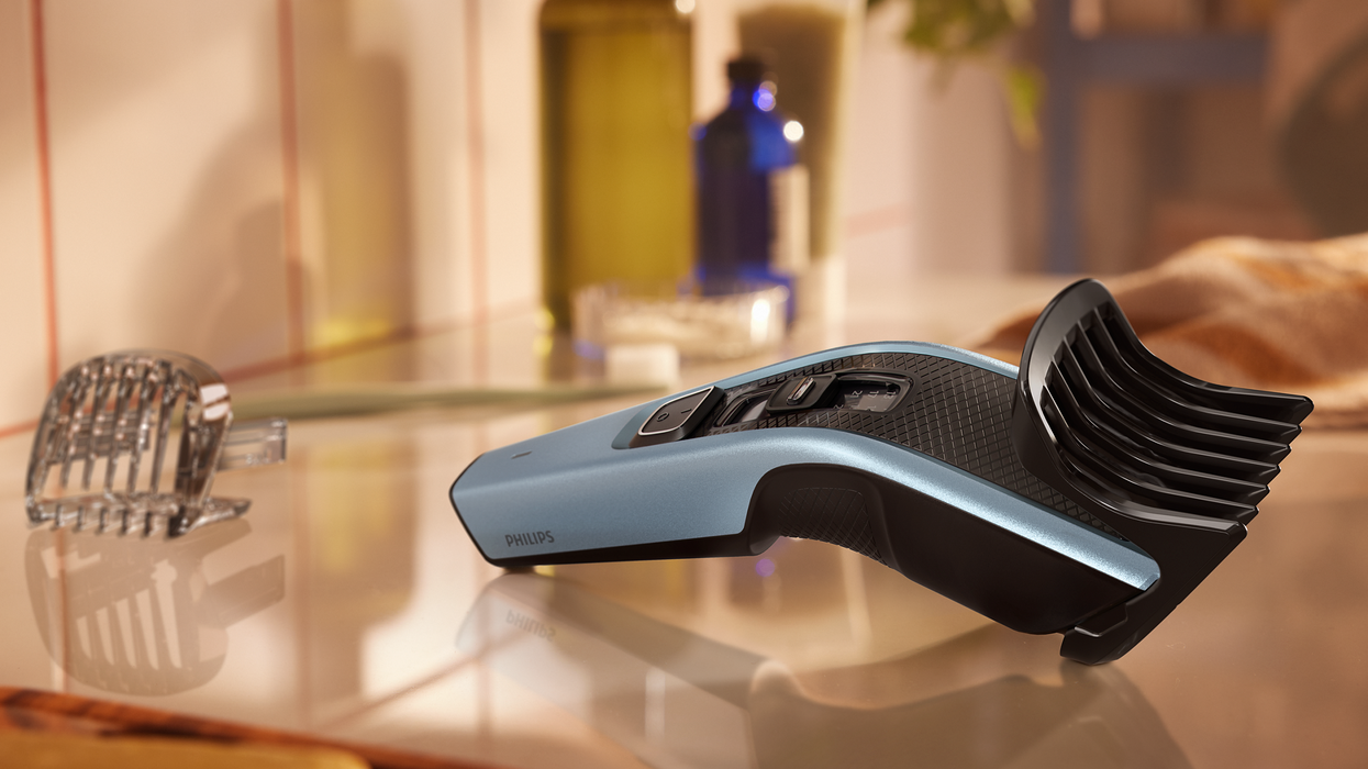Philips Series 3000 Cordless Hair Clipper with 13 Length Settings and Beard Comb | HC3530/15