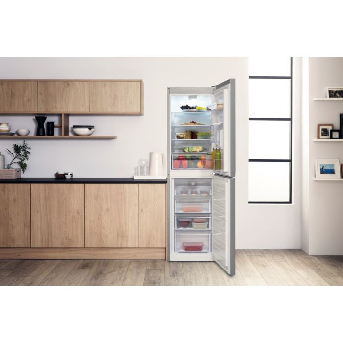 Hotpoint 54cm 50/50 Fridge Freezer - Silver | HBNF55182SAQUAU