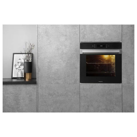 Hotpoint Series 9 Built In Pyroclean 73L Single Oven | SI9891SPIX