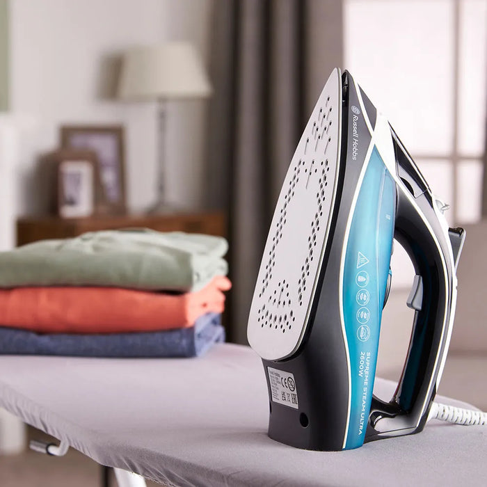 RUSSELL HOBBS Supreme Steam Ultra Traditional Iron | 23260