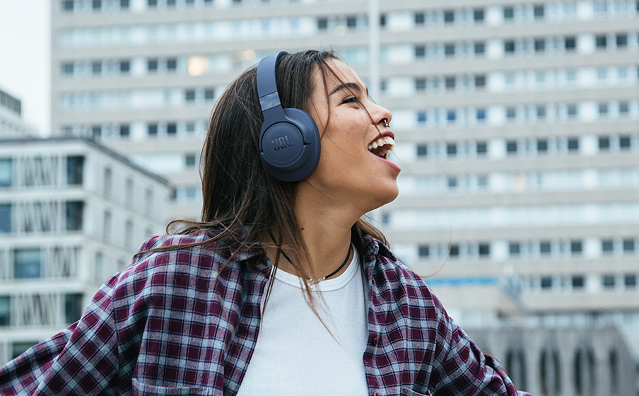 JBL Tune 710BT Pure Bass Wireless Headphones - Blue | JBLT710BTBLU