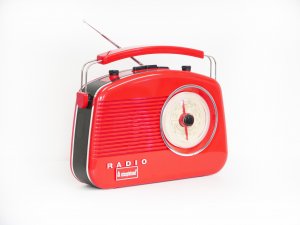 Brighton Retro 2 Band Radio Red | BRIGHTON RED